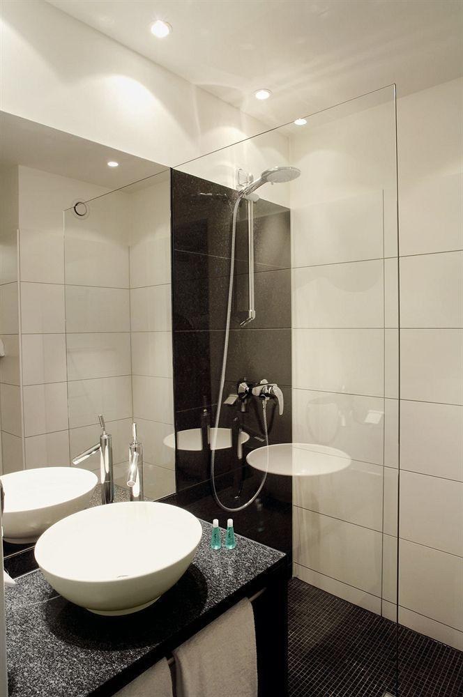 Motel One רוסטוק מראה חיצוני תמונה