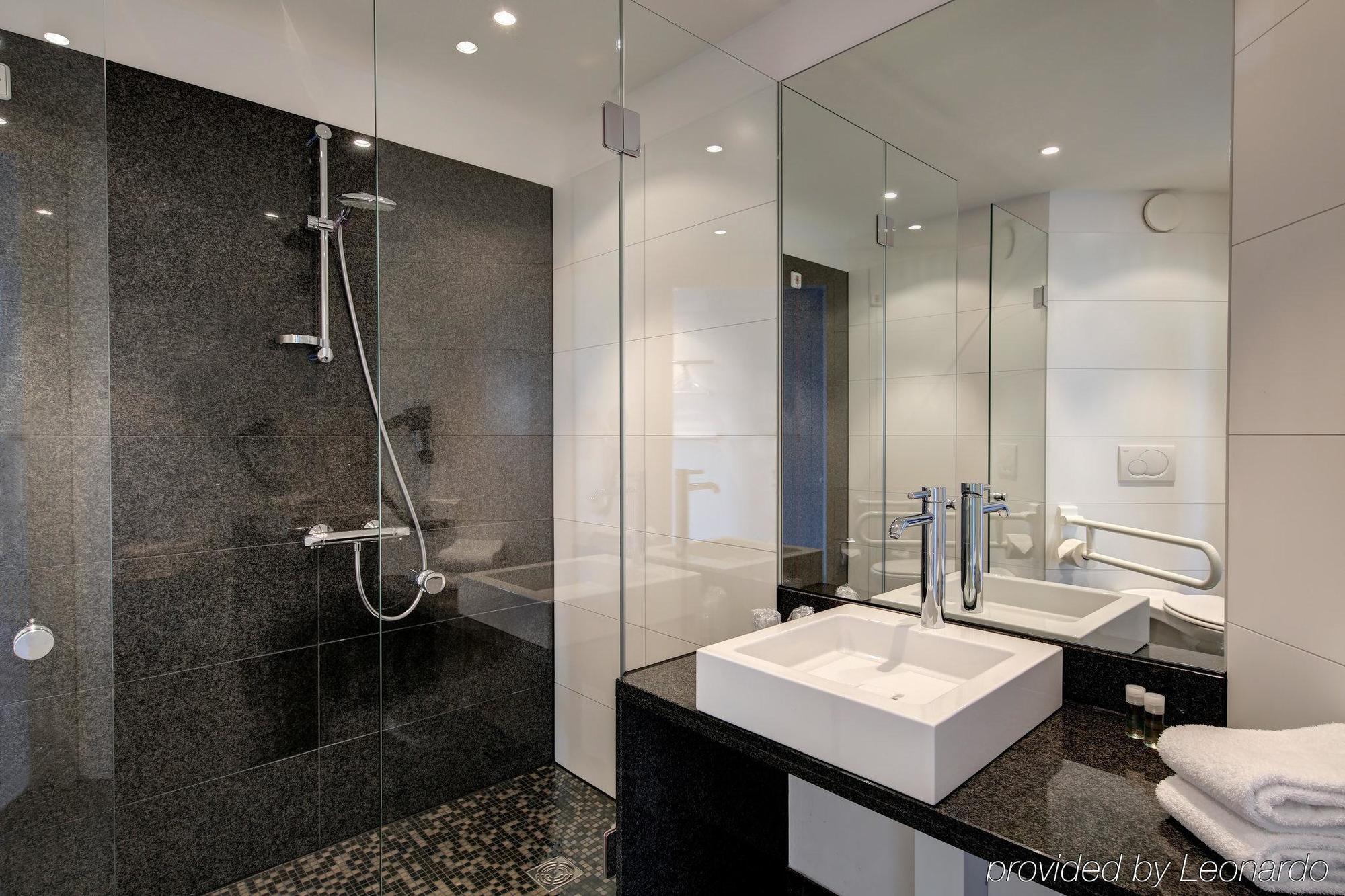 Motel One רוסטוק מראה חיצוני תמונה